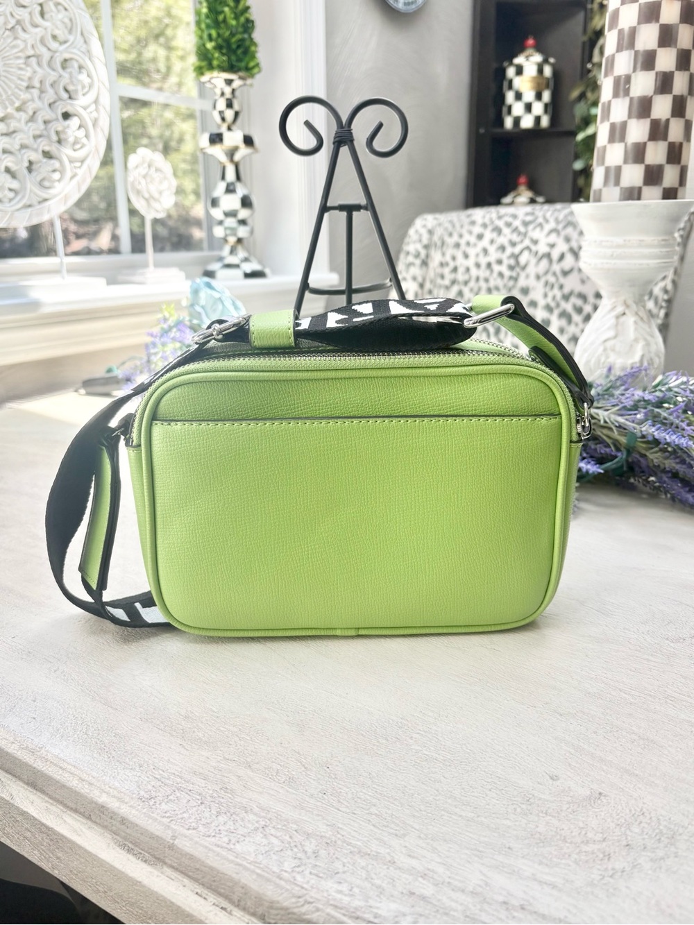 Karl Lagerfeld Crossbody💚 - Picture 5 of 8
